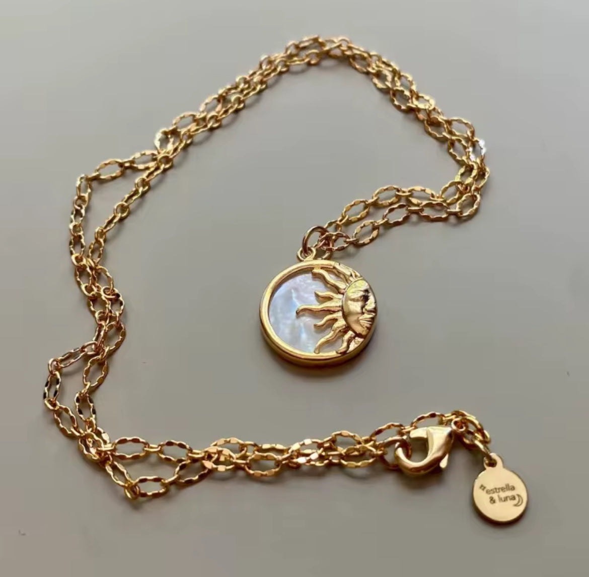 Duo Collier Soleil & Lune – Harmonie & Éclat