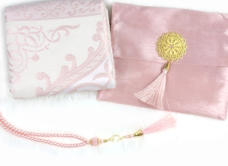 Set de Prière Élégance Nomade – Pochette + Tapis + Tasbih