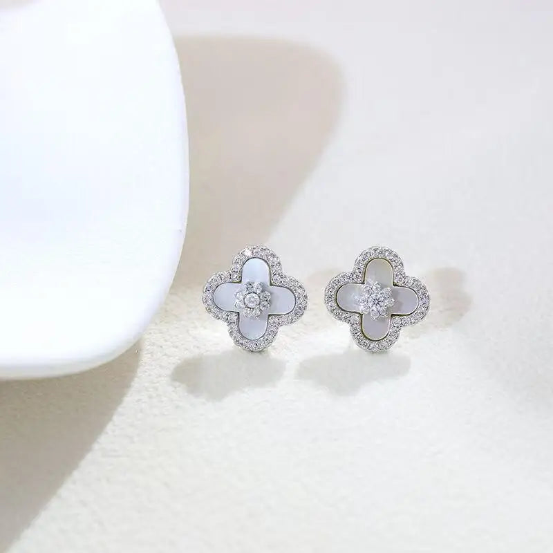 Bracelet réglable fleur cristal –  nacre