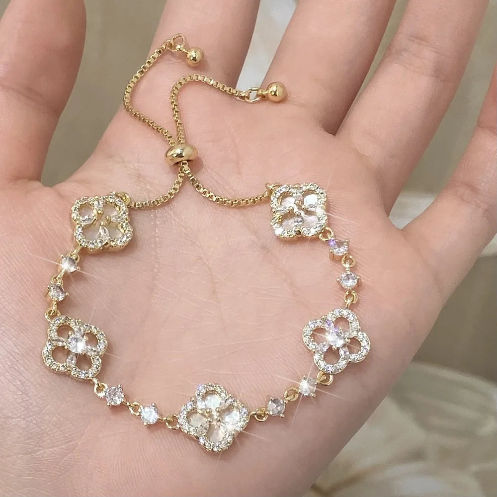 New 2025 Bestseller Cubic Zirconia Four-Leaf Clover Bracelet | Luxurious Elegant Women's Jewelry Gift